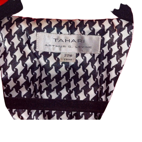 Tahari Jacket - Picture 2 of 6